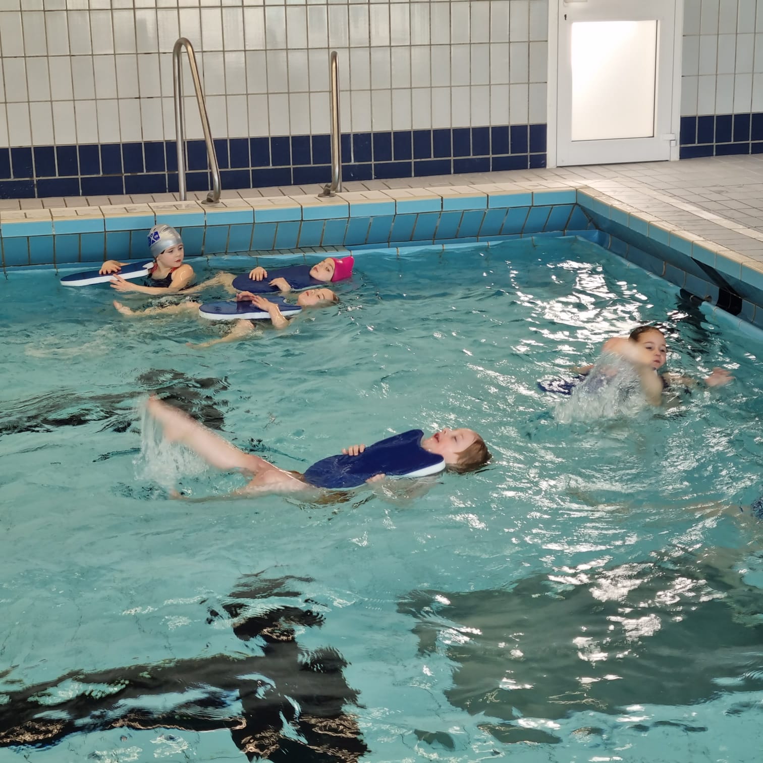 Schwimmen Erlenbachschule (1)