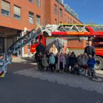Besuch Bei Der Feuerwehr (2)