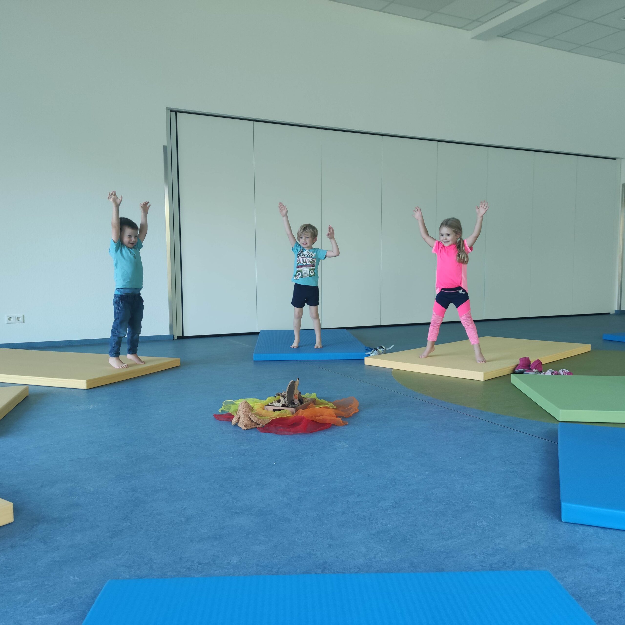 STart In Die Yoga AG (3)