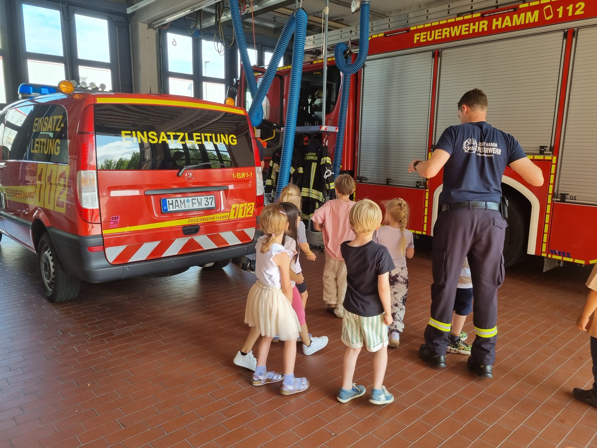 Besichtigung Der Feuerwache (2)