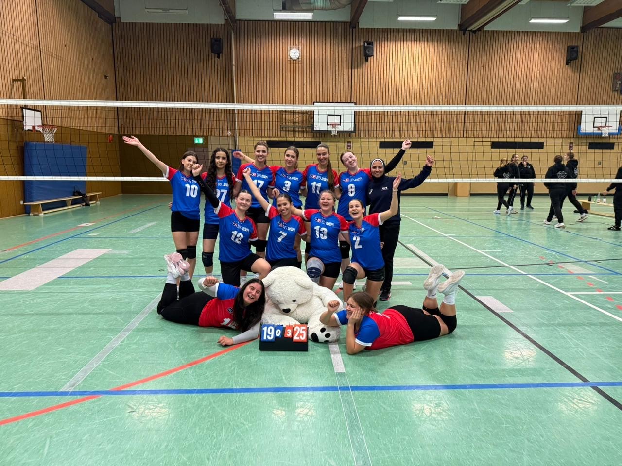 VB 1.Damen 2025 11 15 2