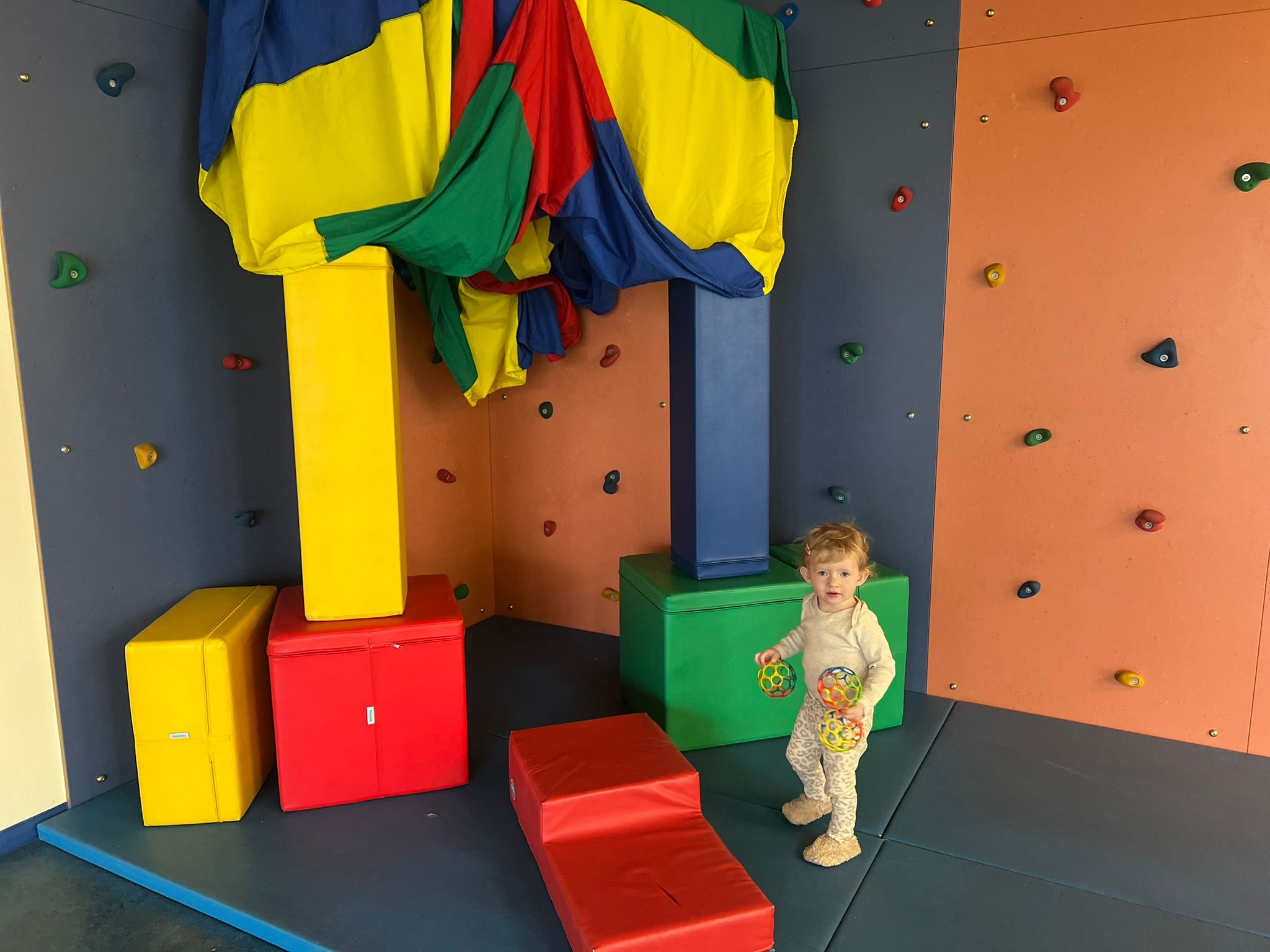 51556995 C127 4b04 A498 84be7dcaaa61