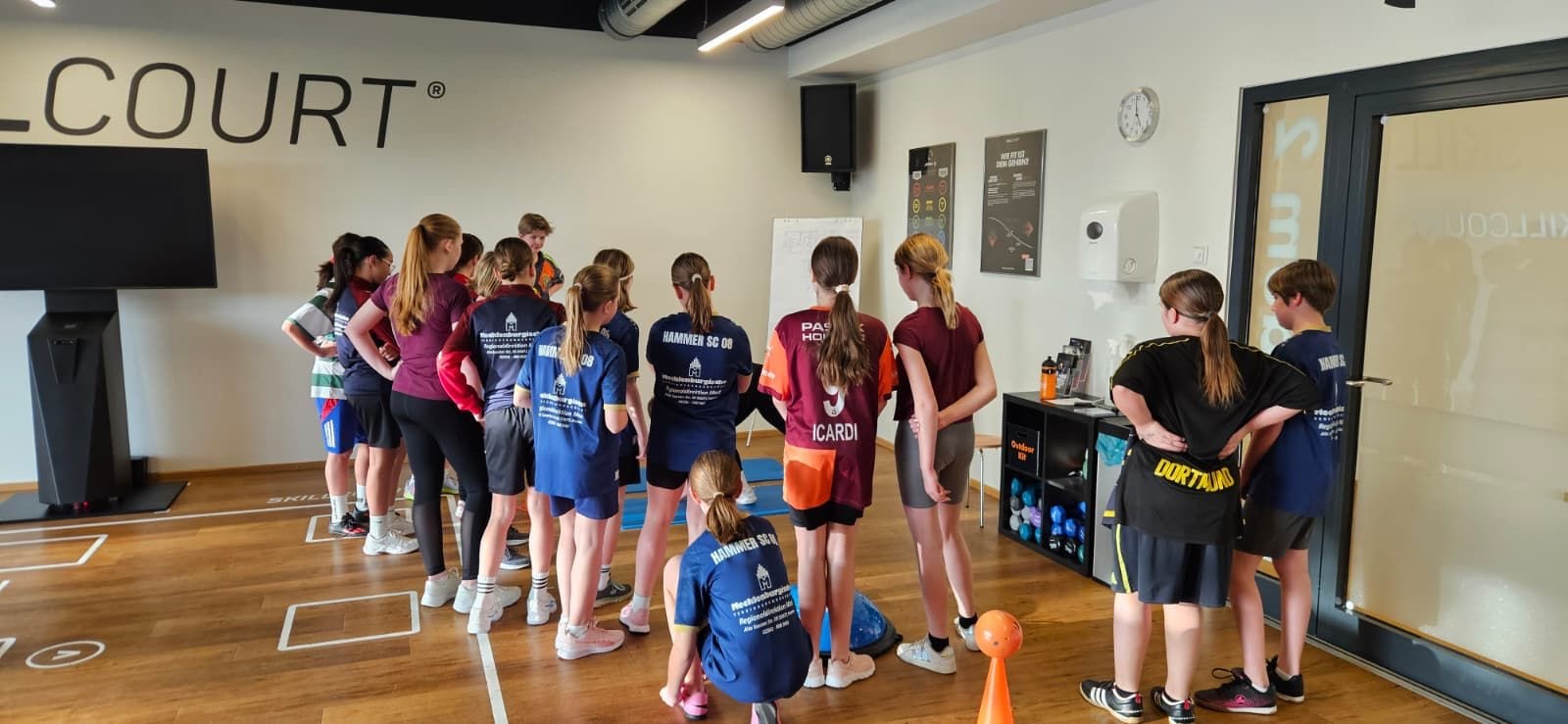 FB D Juniorinnen Sportwerk Training